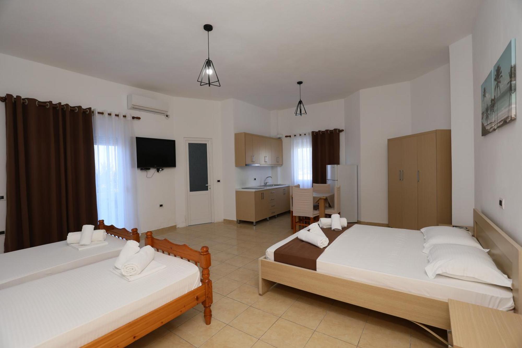 Michelle Apartments Ksamil Exterior photo